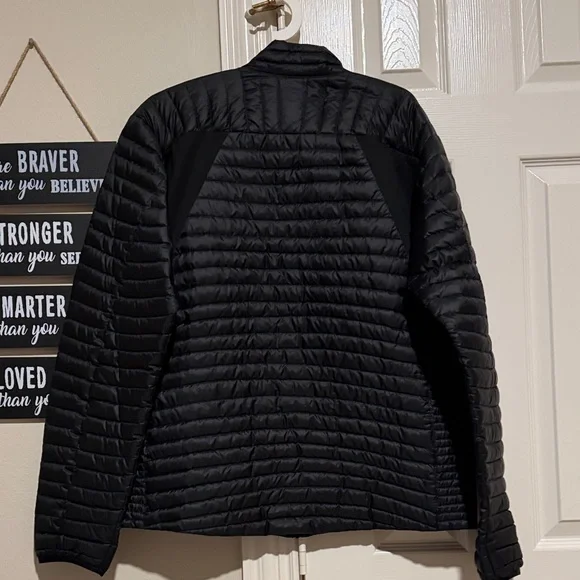 Eddie Bauer Men's First Ascent Black Puffer Jacket - Picture 5 of 8